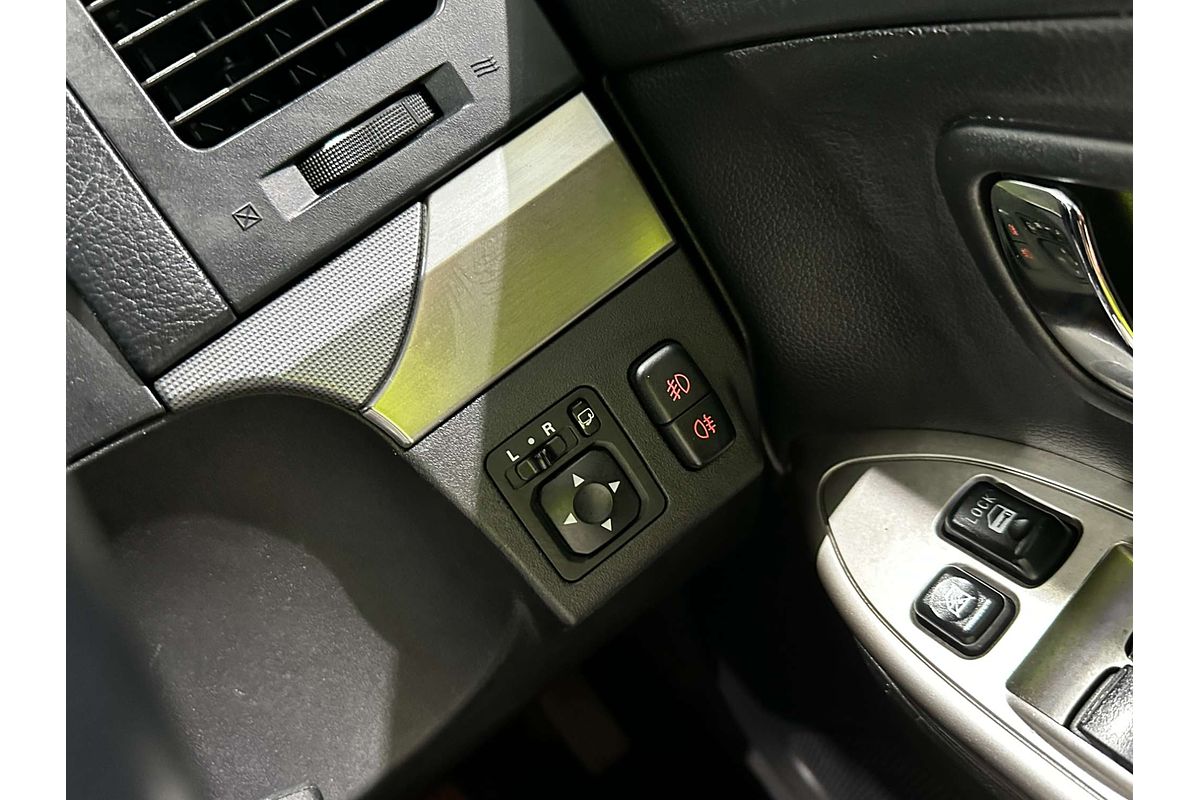 2017 Mitsubishi Pajero GLS NX
