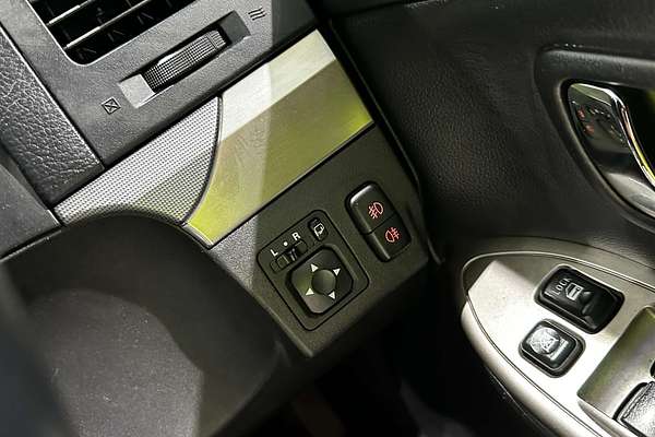 2017 Mitsubishi Pajero GLS NX