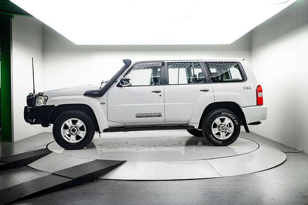 2008 Nissan Patrol ST-L GU 6