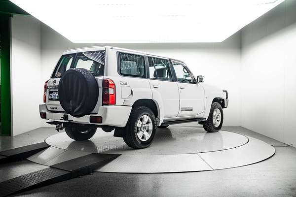 2008 Nissan Patrol ST-L GU 6