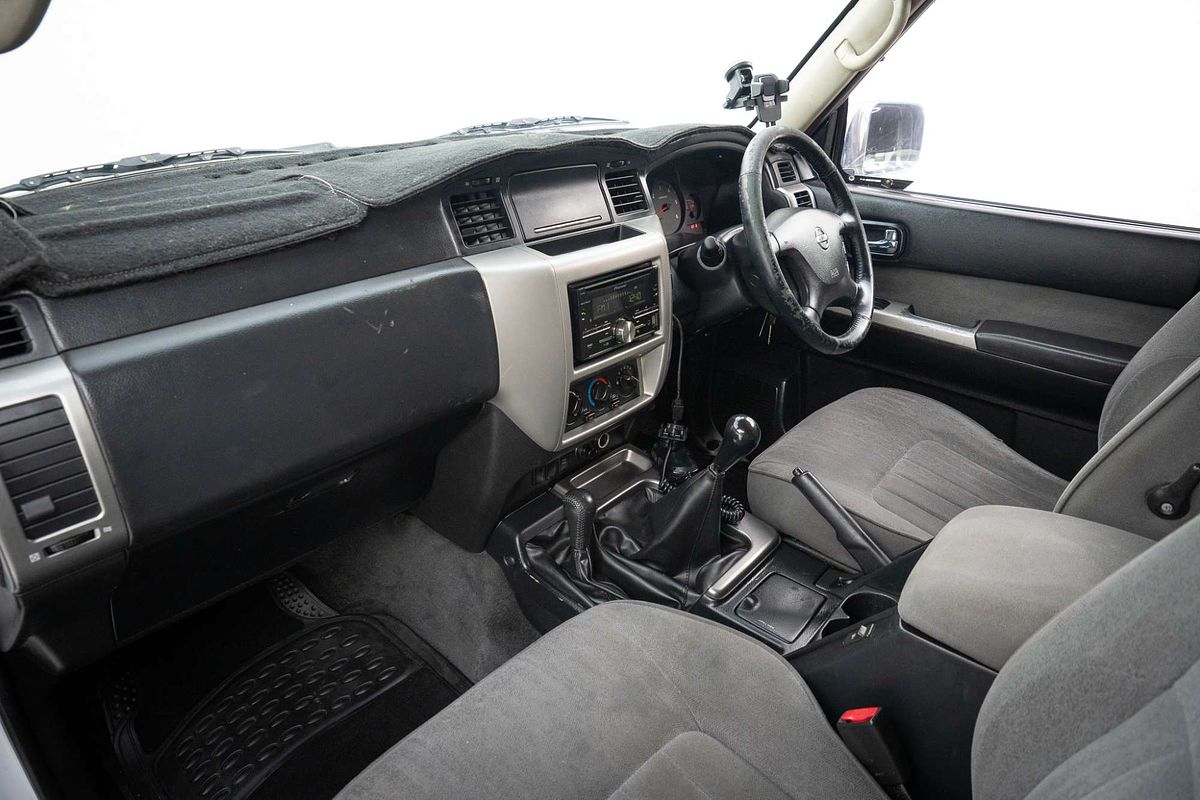 2008 Nissan Patrol ST-L GU 6