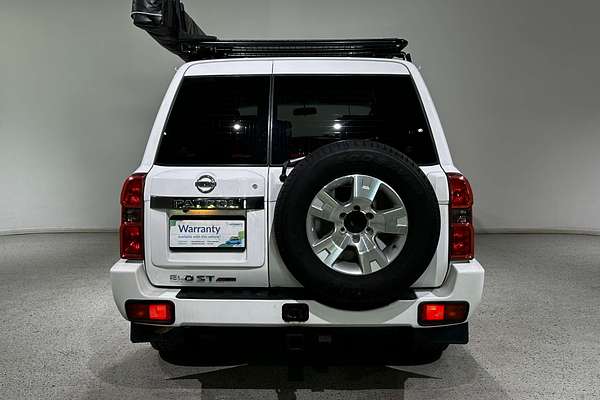 2015 Nissan Patrol ST N-TREK Y61
