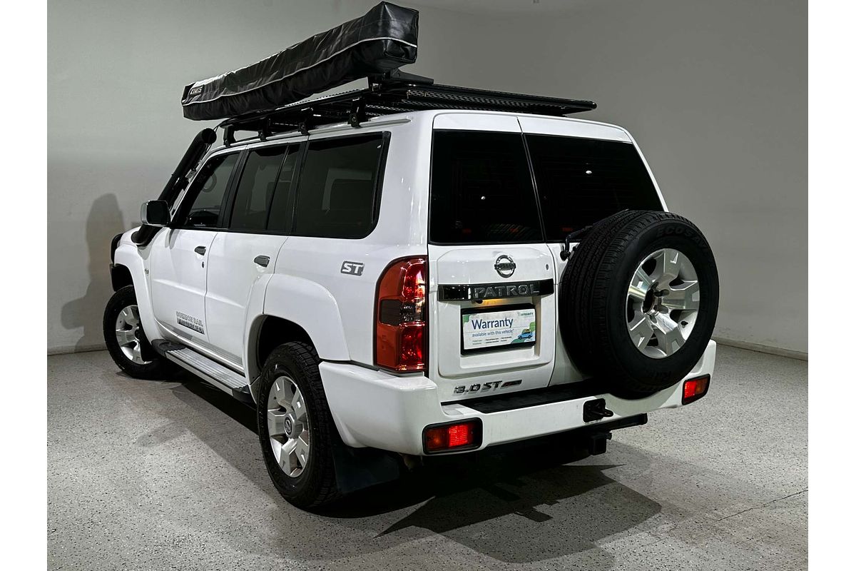 2015 Nissan Patrol ST N-TREK Y61
