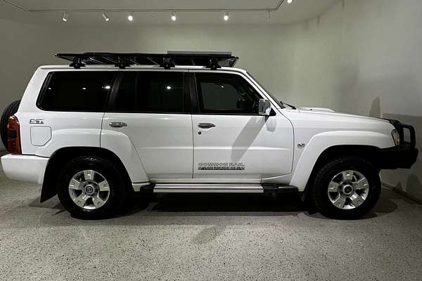 2015 Nissan Patrol ST N-TREK Y61