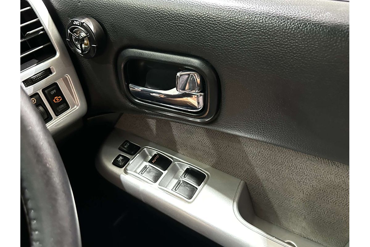 2015 Nissan Patrol ST N-TREK Y61