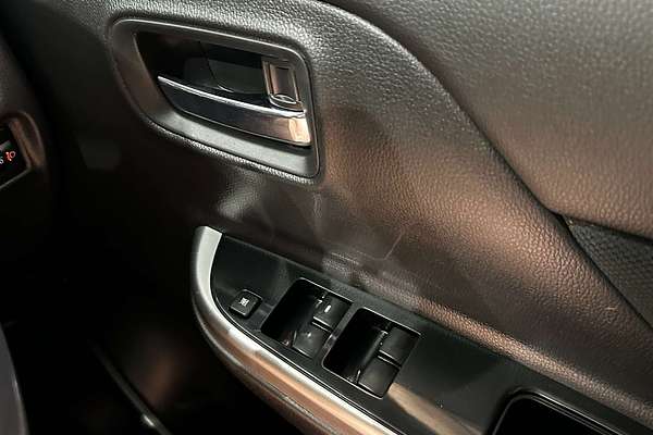 2020 Mitsubishi Triton GLS MR 4X4