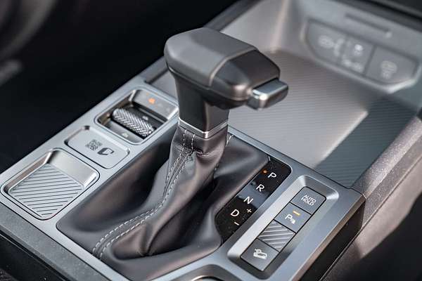 2025 Kia Tasman SX TK 4X4