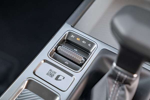 2025 Kia Tasman SX TK 4X4