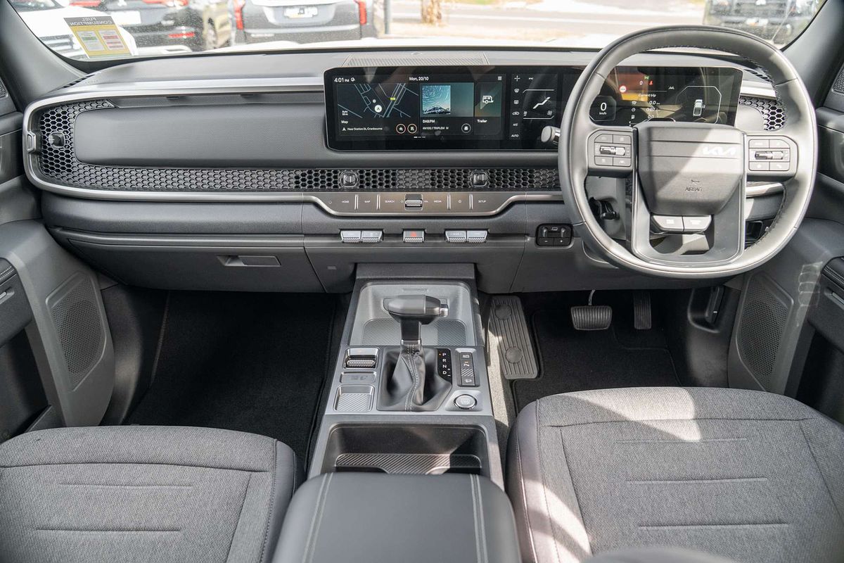 2025 Kia Tasman SX TK 4X4