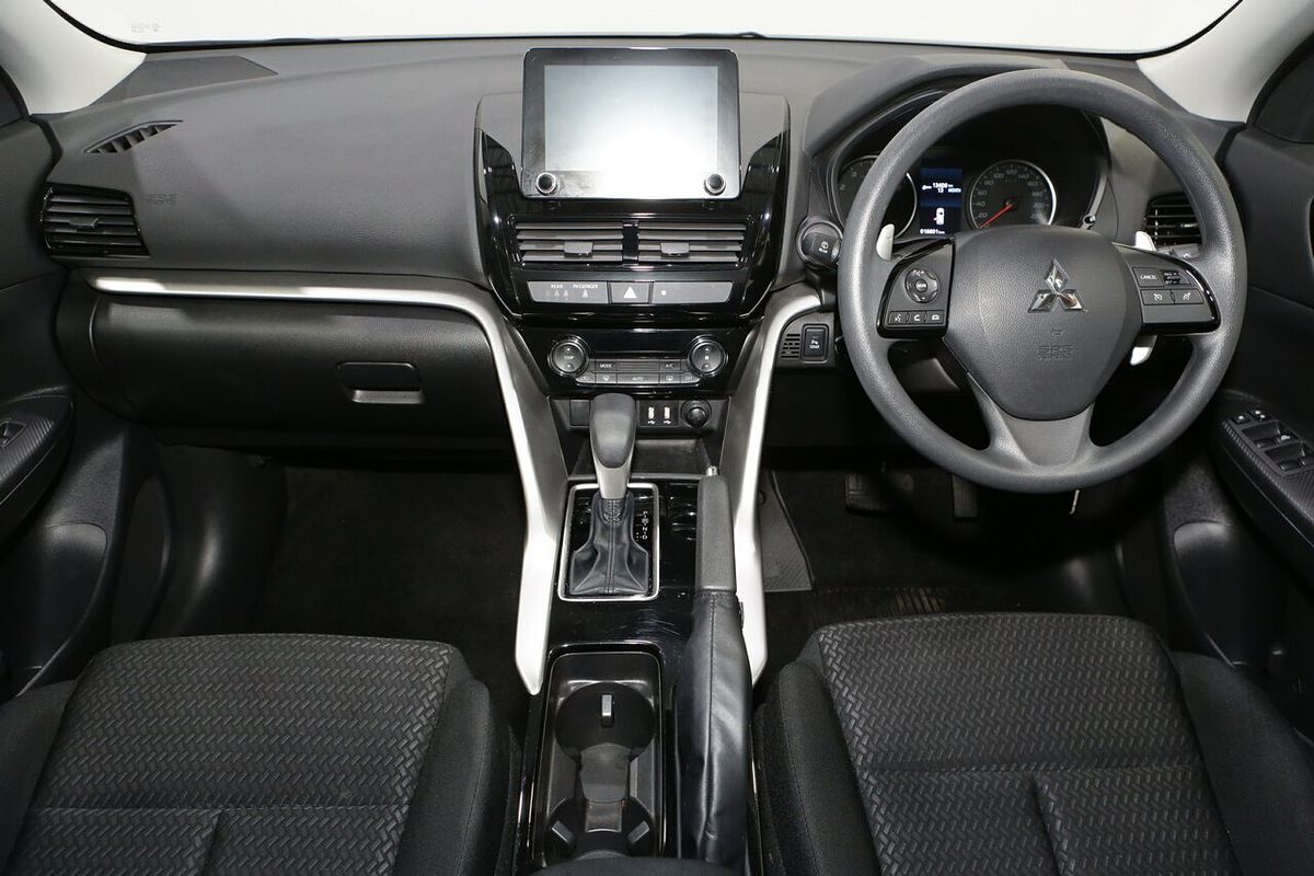 2024 Mitsubishi Eclipse Cross ES YB