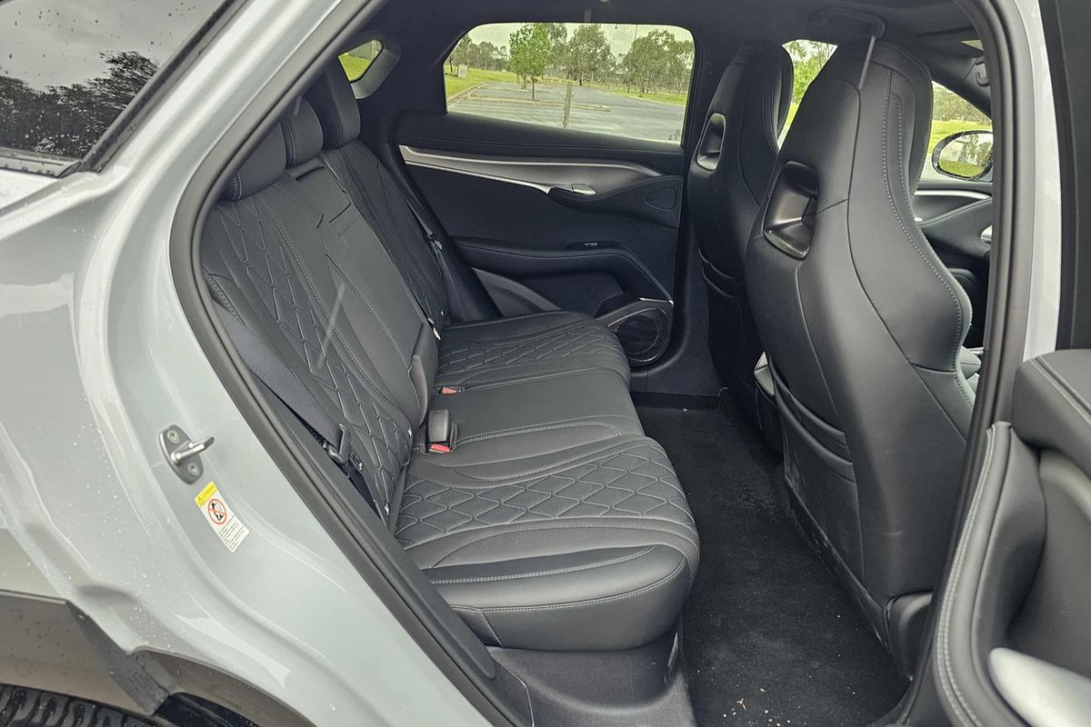 2025 BYD SEALION 7 Premium