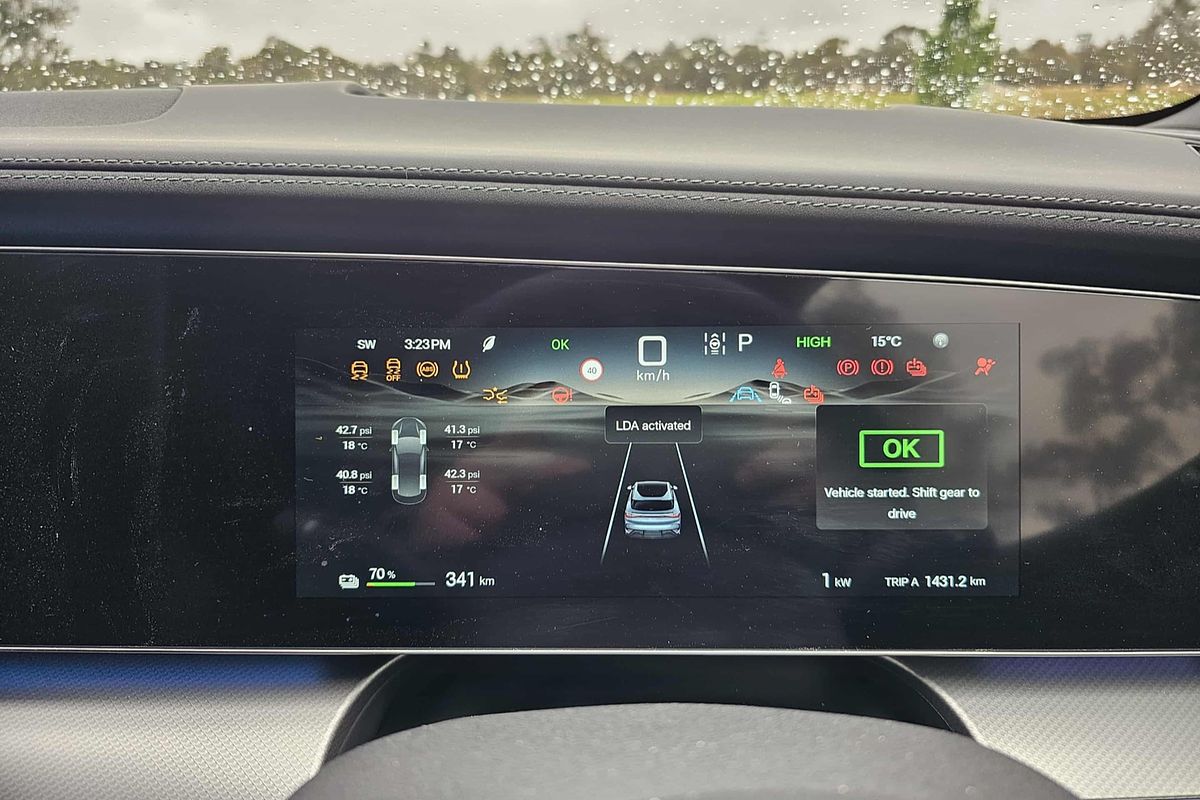 2025 BYD SEALION 7 Premium