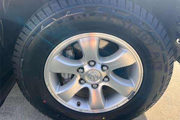 2007 Toyota Landcruiser GXL GRJ120R 07 UPGRADE