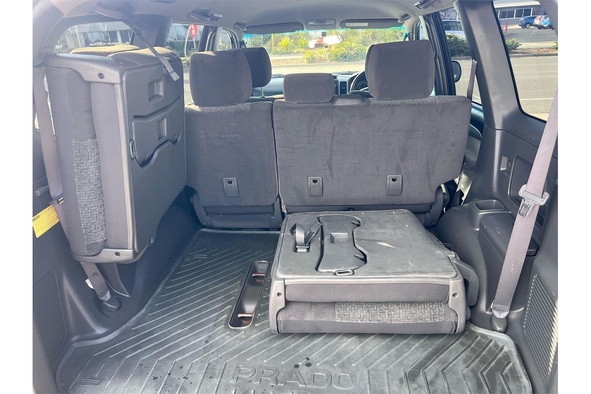 2007 Toyota Landcruiser GXL GRJ120R 07 UPGRADE