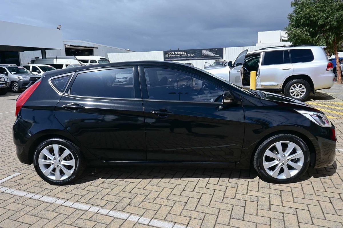 2017 Hyundai Accent Sport RB6
