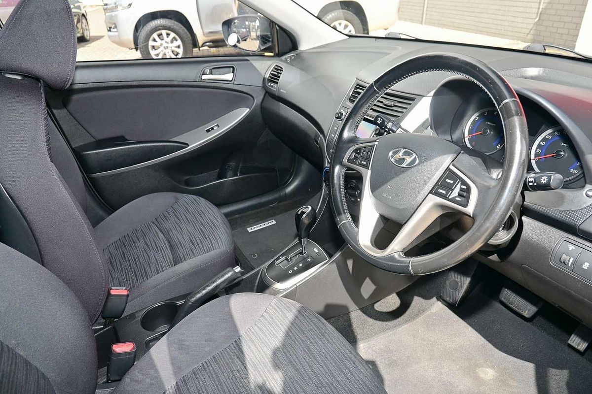 2017 Hyundai Accent Sport RB6