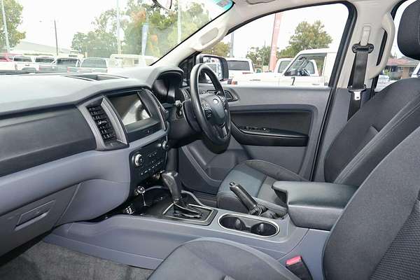 2017 Ford Everest Ambiente UA 3.2L
