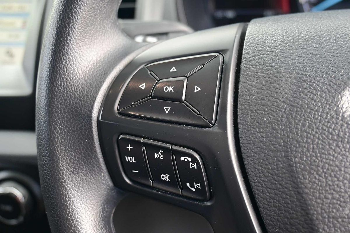 2017 Ford Everest Ambiente UA 3.2L
