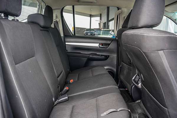 2020 Toyota Hilux SR5 GUN126R 4X4