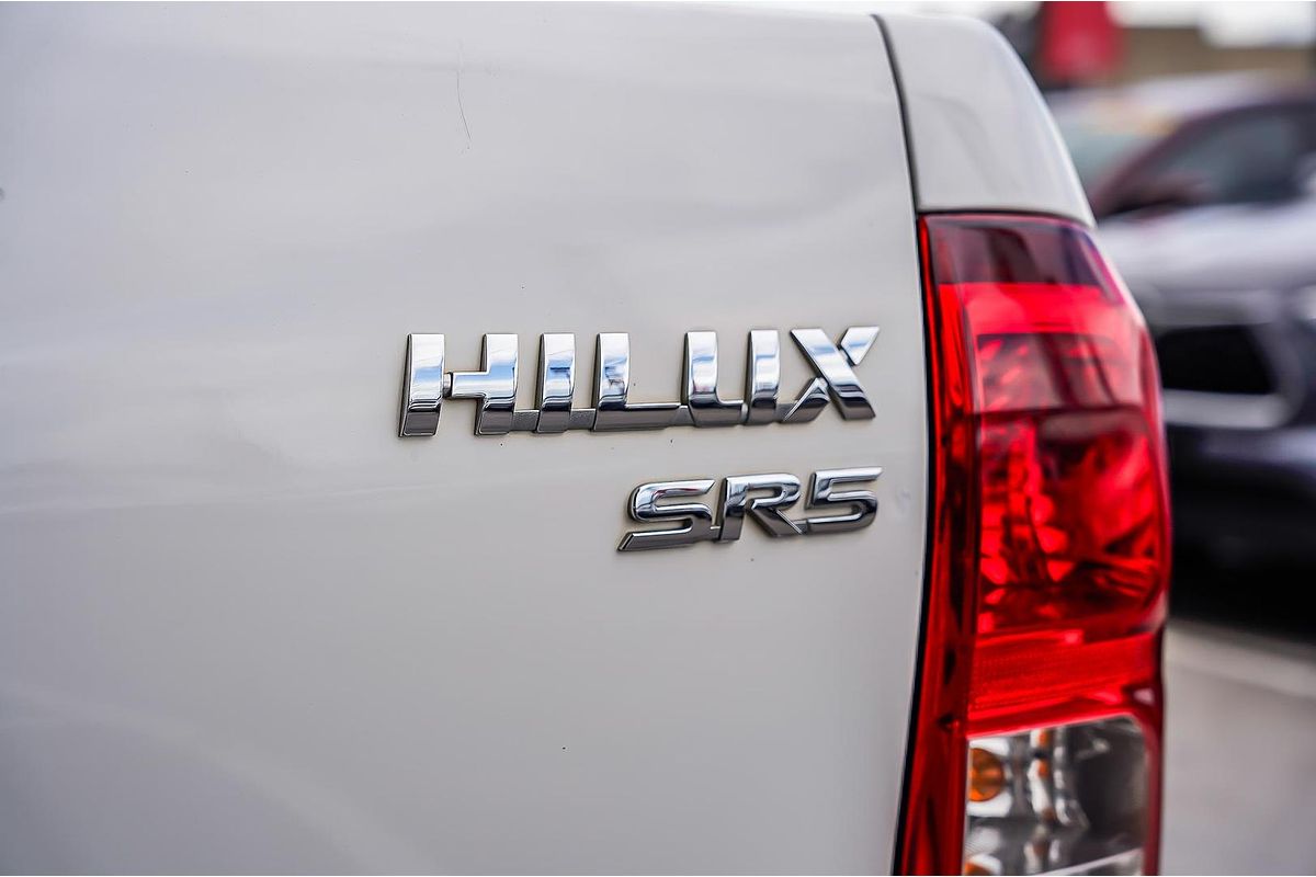2020 Toyota Hilux SR5 GUN126R 4X4