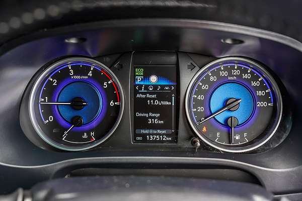2020 Toyota Hilux SR5 GUN126R 4X4