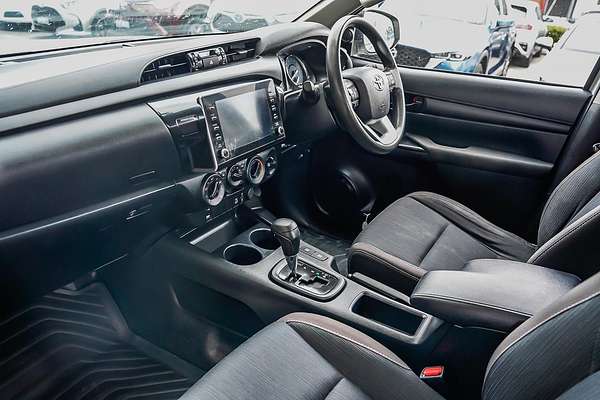 2021 Toyota Hilux SR GUN126R 4X4