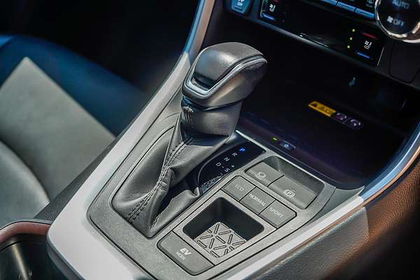 2022 Toyota RAV4 Cruiser AXAH52R