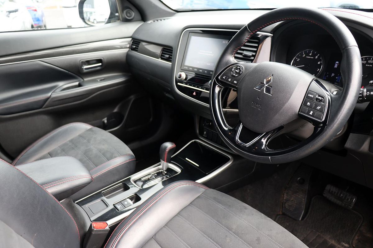 2020 Mitsubishi Outlander Black Edition ZL