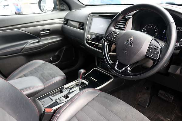 2020 Mitsubishi Outlander Black Edition ZL