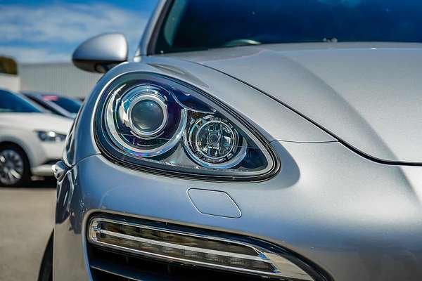 2010 Porsche Cayenne S Hybrid 92A