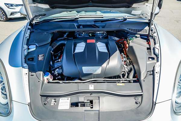 2010 Porsche Cayenne S Hybrid 92A