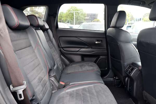 2020 Mitsubishi Outlander Black Edition ZL