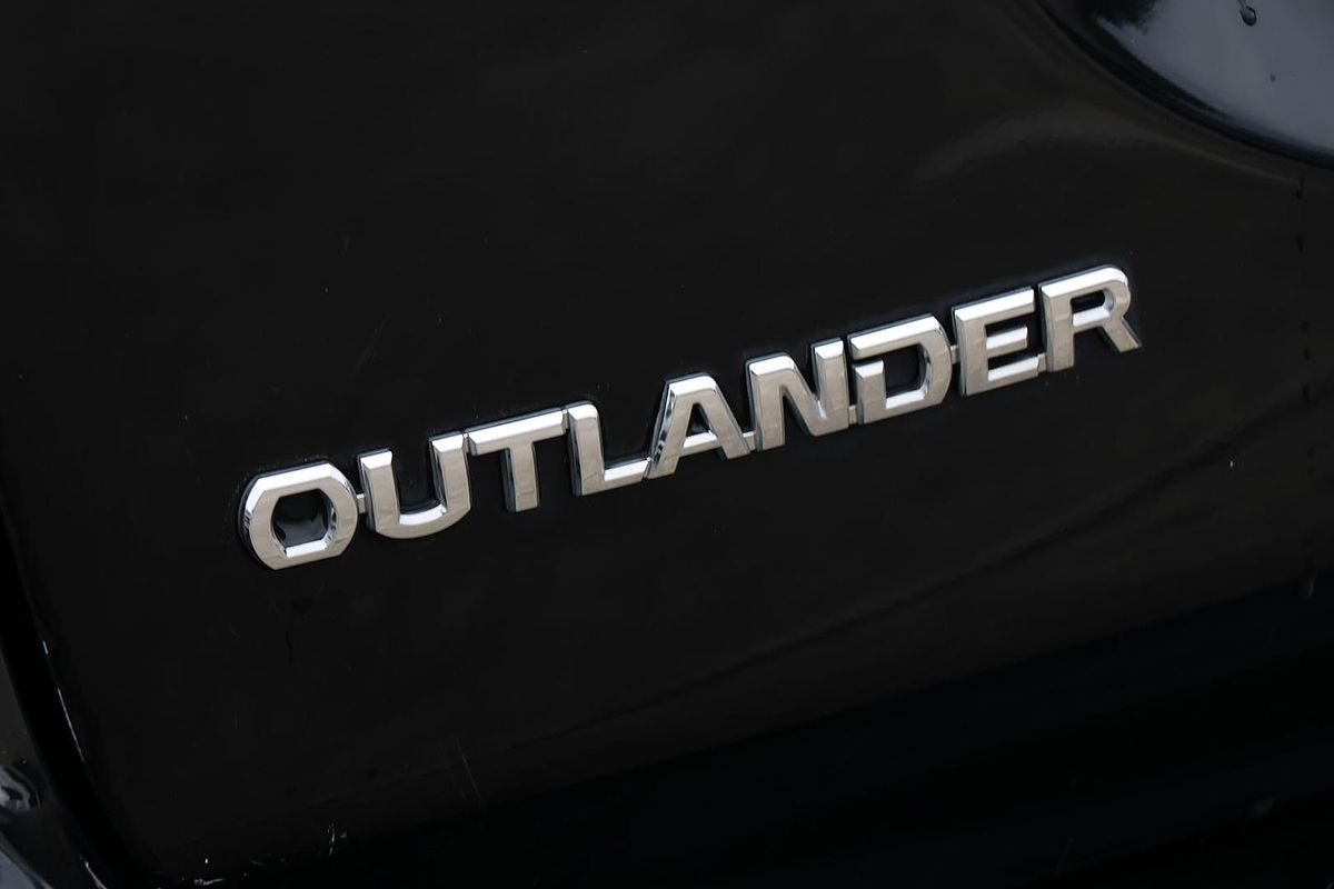 2020 Mitsubishi Outlander Black Edition ZL