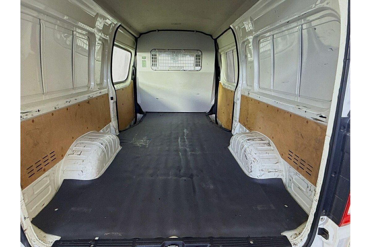 2019 Toyota Hiace GDH320R ELWB High Roof