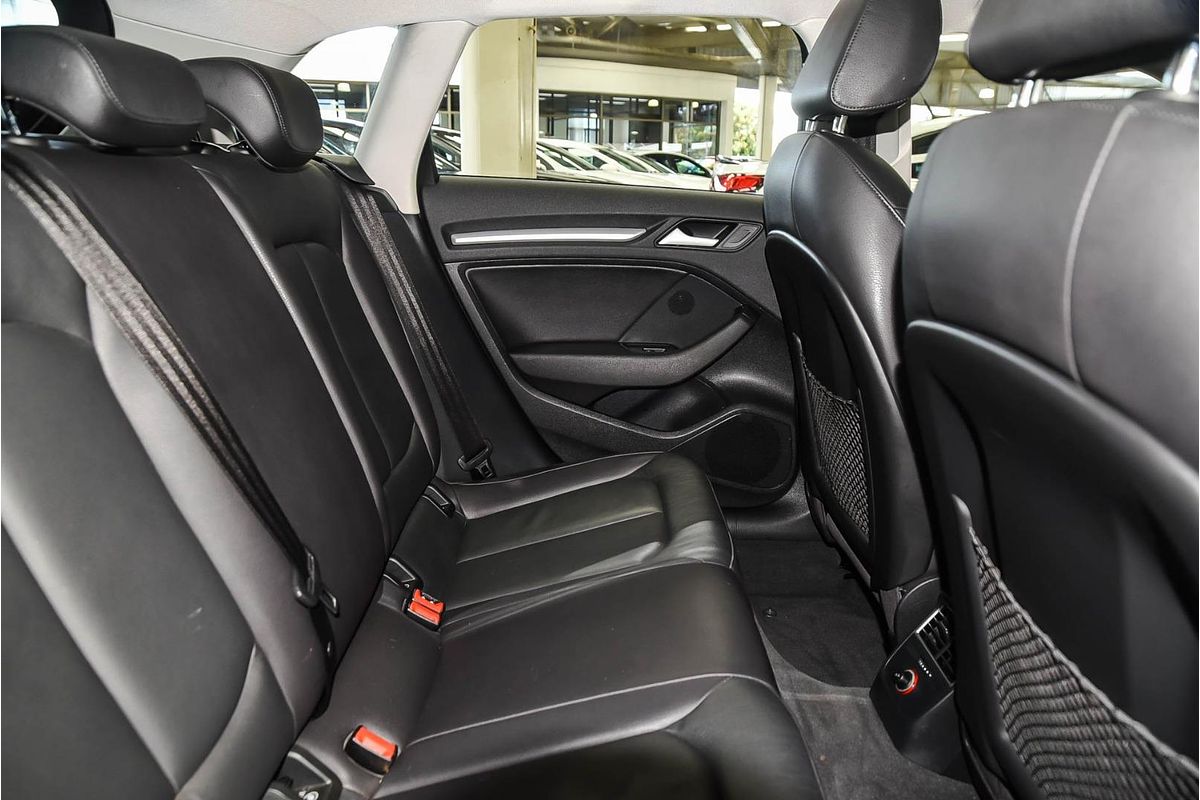 2016 Audi A3 Attraction 8V