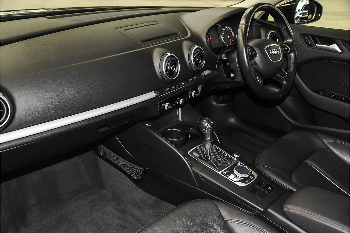 2016 Audi A3 Attraction 8V