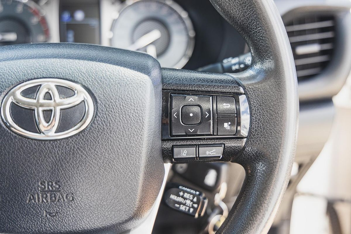 2021 Toyota Hilux SR GUN126R 4X4