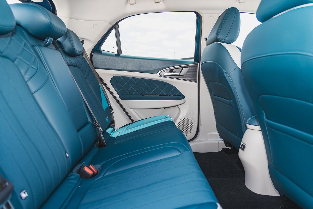 2025 GWM Ora Lux ES11