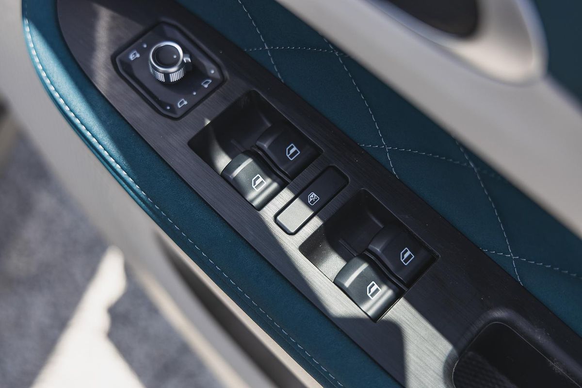 2025 GWM Ora Lux ES11