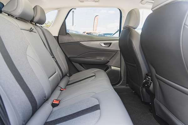 2025 MG MGS5 EV Essence 49 ZS3EM