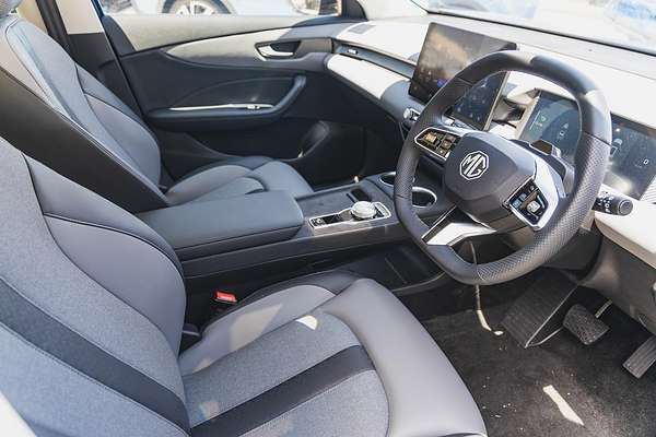 2025 MG MGS5 EV Essence 49 ZS3EM