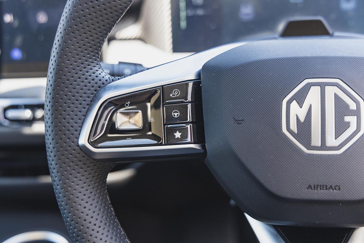 2025 MG MGS5 EV Essence 49 ZS3EM