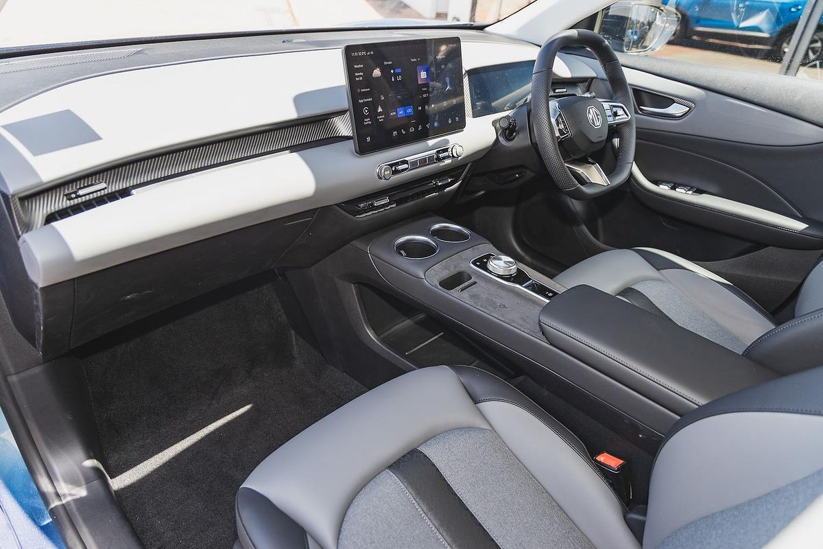 2025 MG MGS5 EV Essence 49 ZS3EM