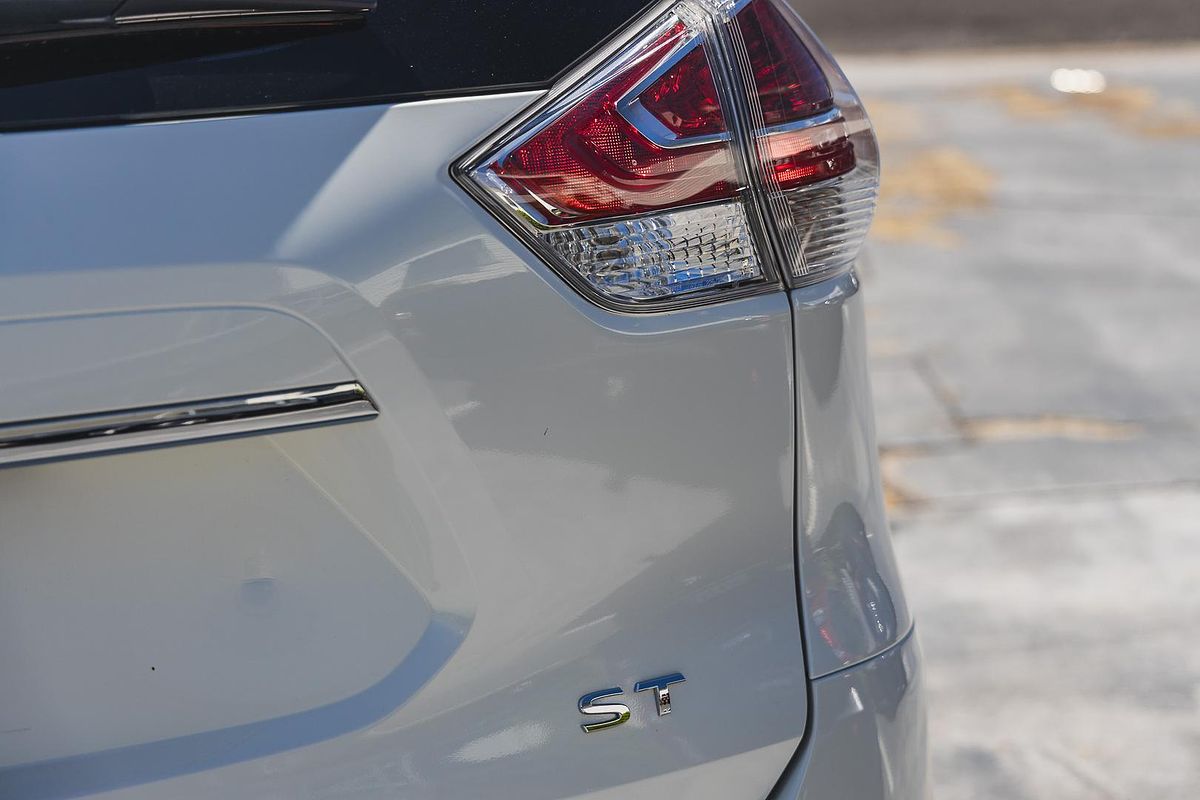 2016 Nissan X-TRAIL ST T32