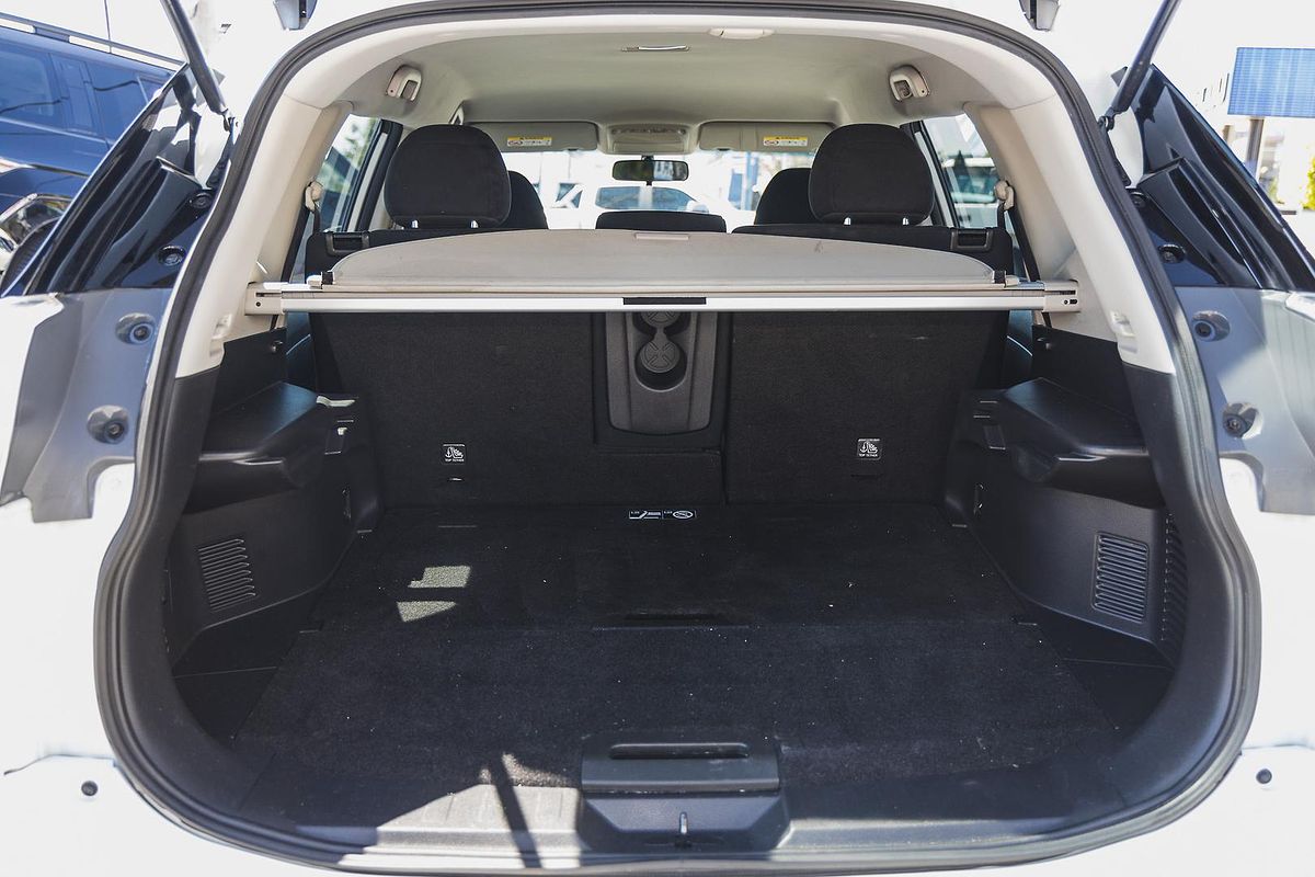 2016 Nissan X-TRAIL ST T32