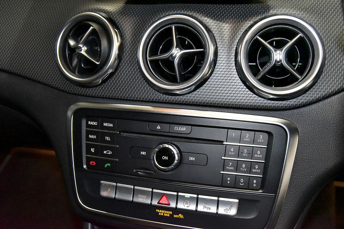 2019 Mercedes-Benz GLA-Class GLA180 X156