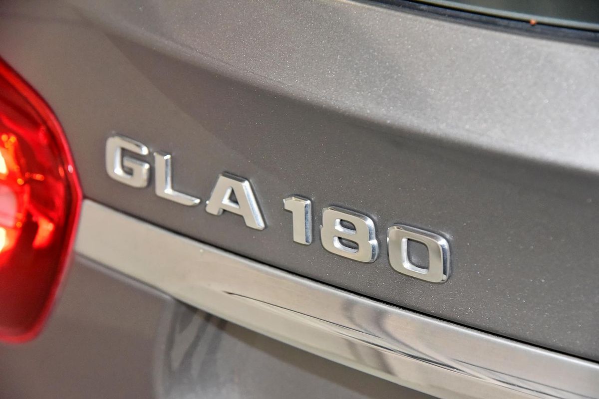 2019 Mercedes-Benz GLA-Class GLA180 X156