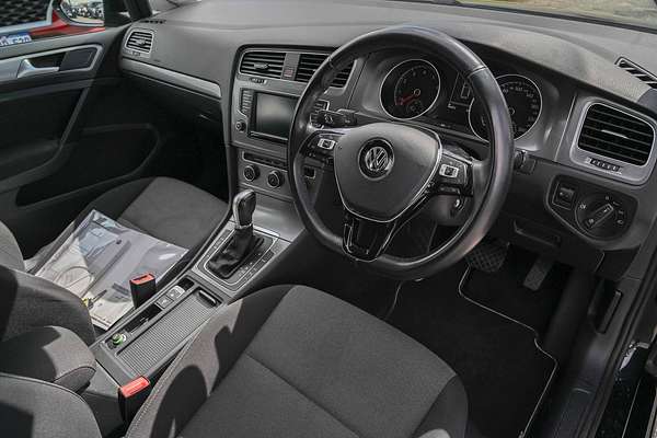 2017 Volkswagen Golf 92TSI Trendline 7