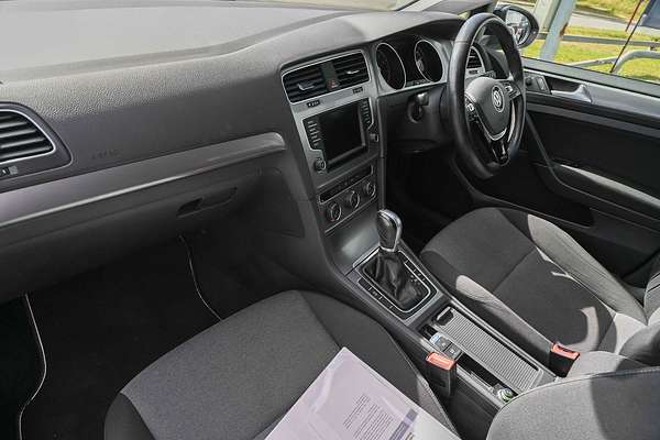 2017 Volkswagen Golf 92TSI Trendline 7