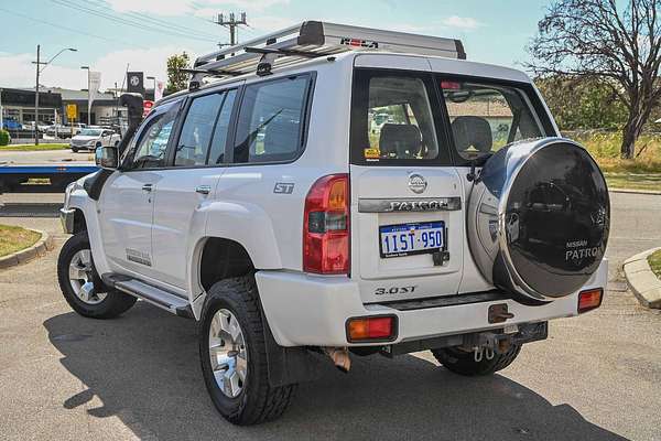 2011 Nissan Patrol ST GU 7